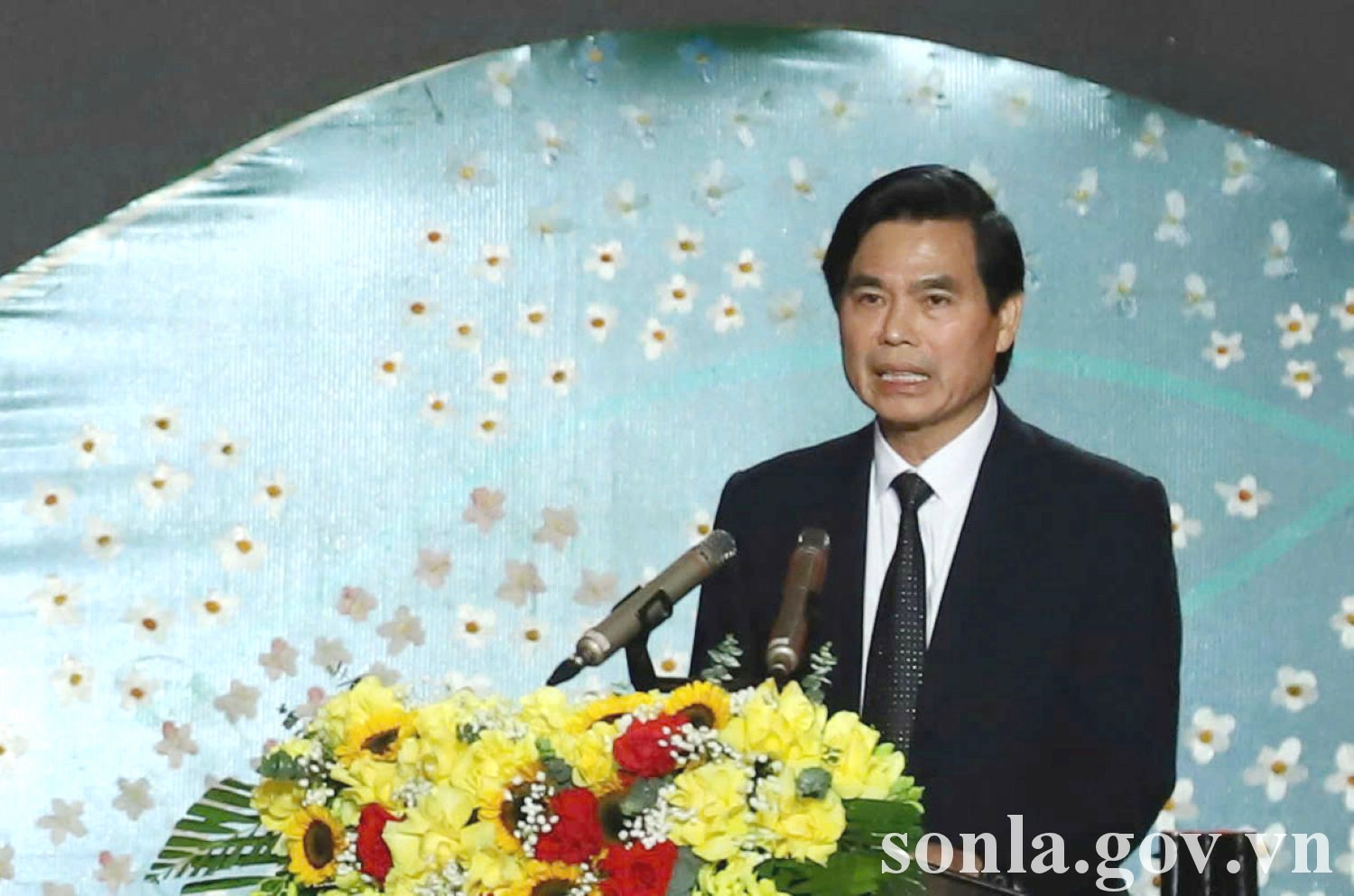 anh tin bai